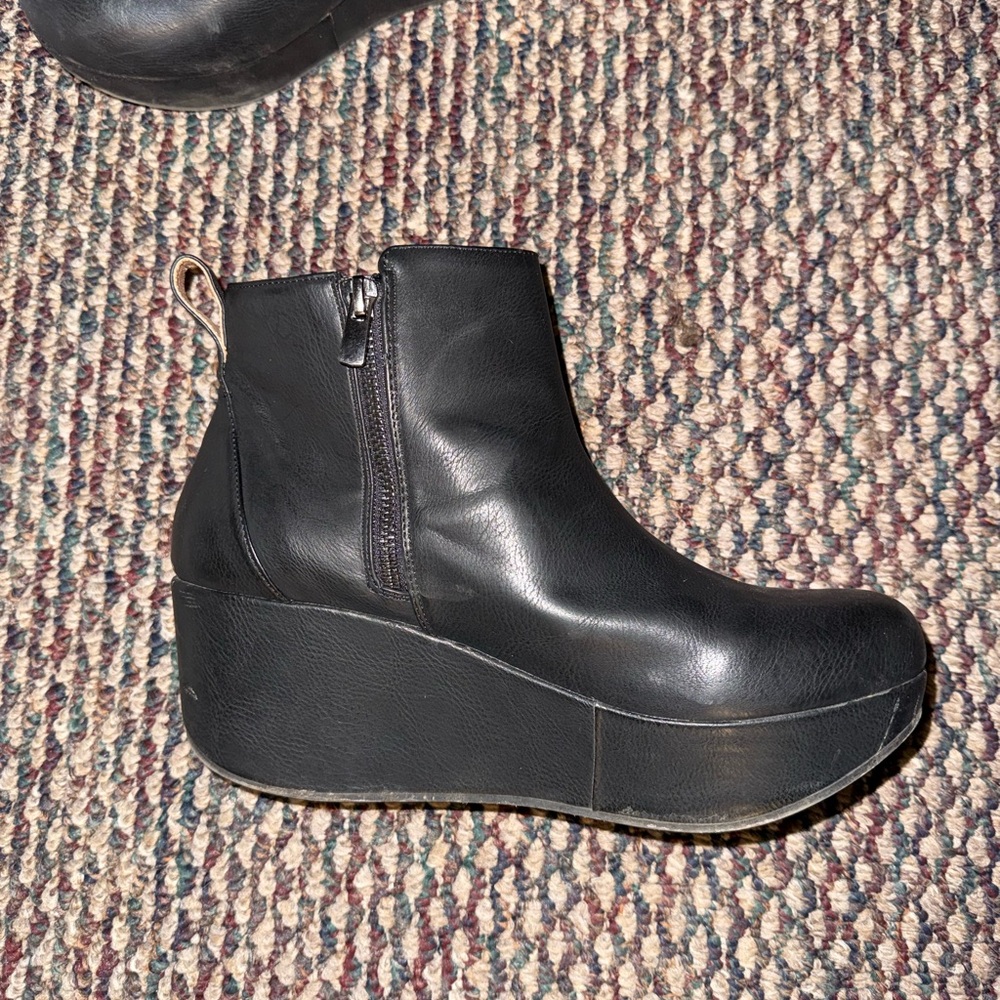 Yellow box platform ankle boots
